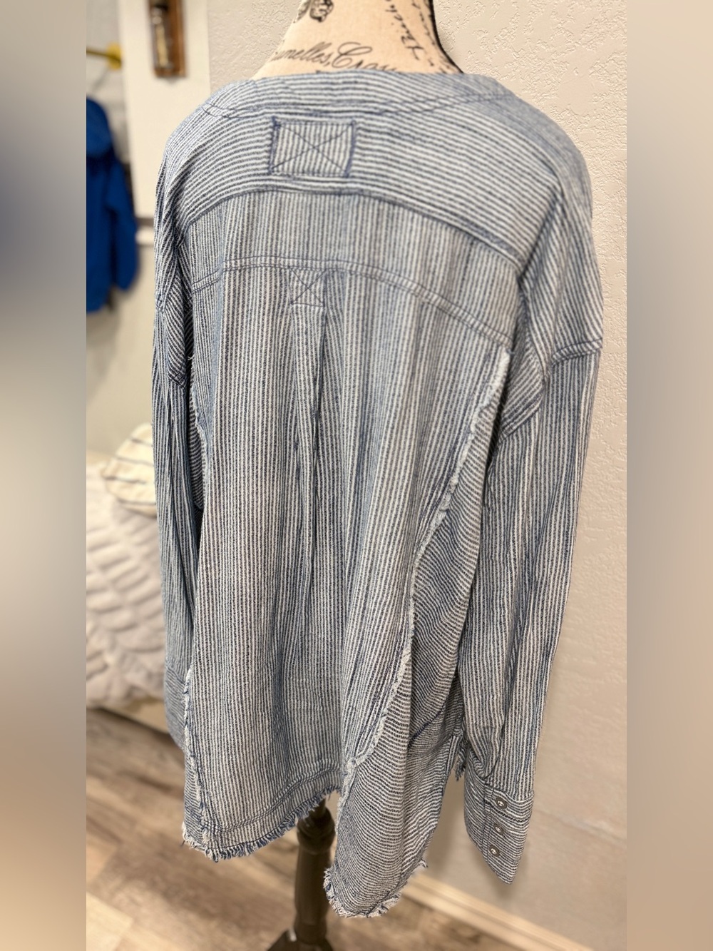 Free People-We The Free-By the Shore Oversize Top-Size Medium-NWT - Picture 12 of 16